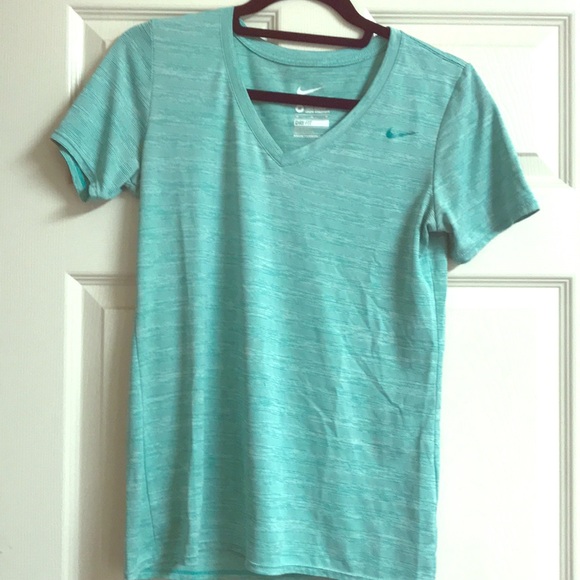 Nike Tops - Nike Dri-Fit T-Shirt Size Medium
